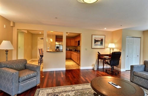 West Chesterfield Hotel | Riverside Hotel, an Ascend Collection Hotel