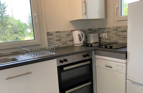 Josselin House | Riverside house with heated outdoor pool, jacuzzi and chateau views