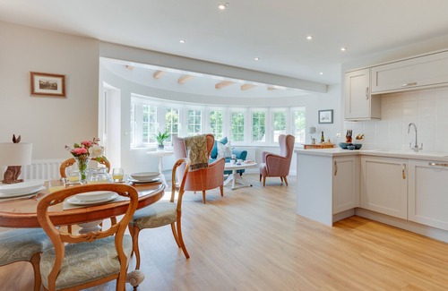 Beccles House | Riverside Lodge - Two Bedroom House, Sleeps 4