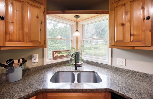 Suches House | Riverside Oasis! Close to Helen and Wineries