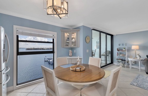 Marco Island Condo | Riverside Penthouse Retreat on the water Marco Island