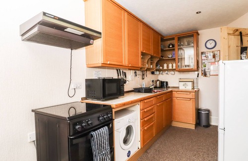 Grassington Apartment | RIVERSIDE, pet friendly, with open fire in Grassington