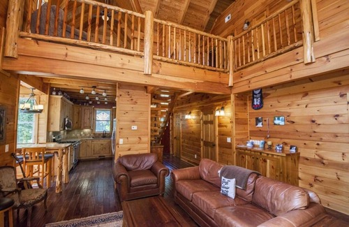 Tellico Plains Cabin | Riverside Premium Cabin