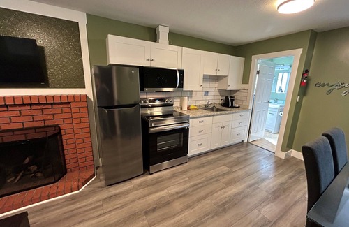 Regional District of Nanaimo Cabin | Riverside Resort - Two Bedroom Standalone Cabin