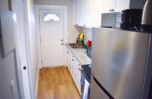 Bridgeview Apartment | Riverside Retreat 2Bed Wifi Pets