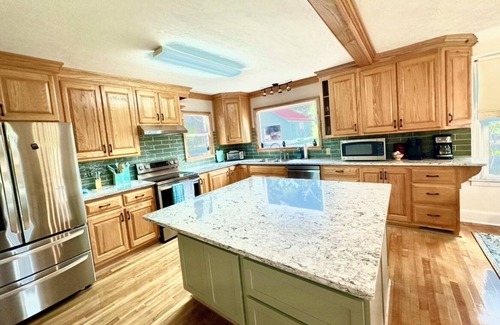 Fries House | RIVERSIDE RETREAT - an outdoor enthusiasts and bikers DREAM Location!