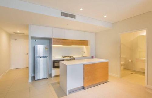 Eagle Farm Apartment | Riverside Retreat at Hamilton