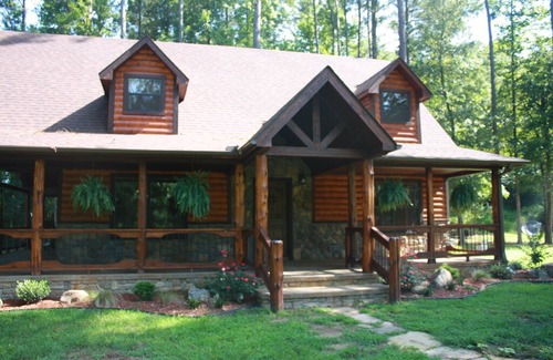 Smithville Cabin | "Riverside Retreat" Luxury on Mountain Fork River.