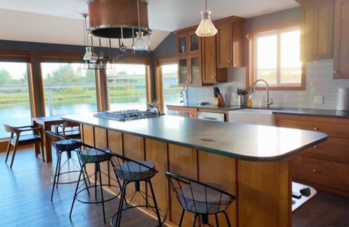 Kernville House | Riverside retreat with stunning views, historic charm - Coastal adventure awaits