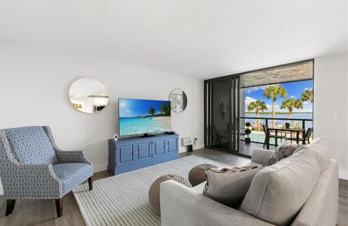 Marco Island Apartment | Riverside Retreat