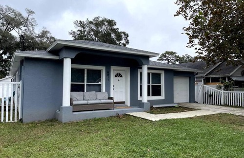 Tampa House | Riverside Riviera at Seminole Heights