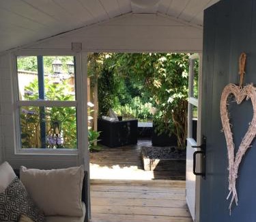 Llangollen Apartment | Riverside Suites Llangollen