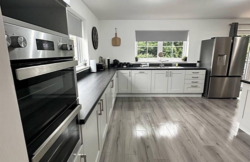 Wooler House | Riverside View Wooler. Luxury, large, modern house with hot tub