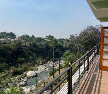 Fatehpur House | Riverside Villa Dharamsala