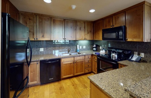 Tamarack Condo | Riversong Lodge 2 Bedroom Condo - Top Floor Lake View | Resort Amenities