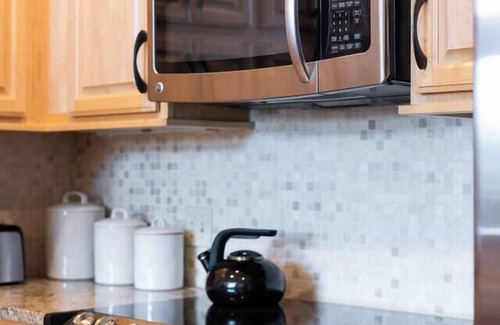 Coeur d'Alene Apartment | Riverstone Retreat- Walk, Shop, Eat & Play!