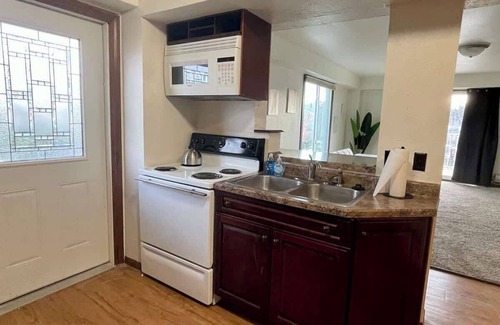 Baraboo Apartment | Riverview Apartment #21