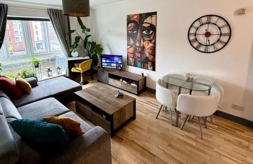 The Liberties Apartment | Riverview Apartment