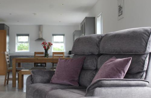 Cookstown House | Riverview Cottages