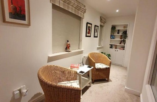 Langstone Apartment | Riverwood Retreat - Self Contained Lux Apartment, Close to the Celtic Resort