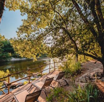 Vallon-Pont-d'Arc Other | Rives d'Arc