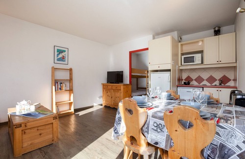 Chamonix City Centre Apartment | Rivière 401, Chamonix, France