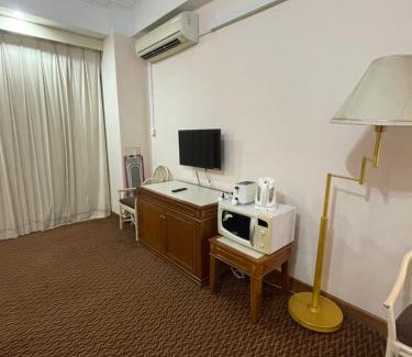 Tanjung Kling Apartment | Riviera Bay Resort Condominium