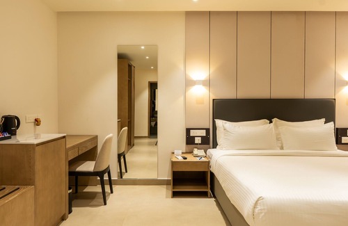 Kumbalam Hotel | Riviera Garden