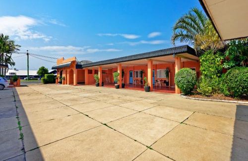 Bundaberg West Hotel | Riviera Motel Bundaberg