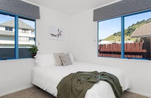 Mount Maunganui House | Riviera Retreat - in the heart of the Mount