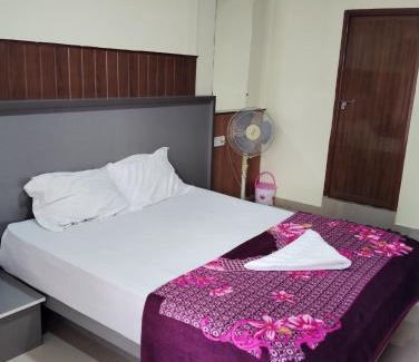 Anaviratty House | Riya Home Stay Munnar