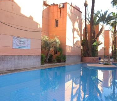 Lagouassem Apartment | Riyad Entier Avec piscine Red Moon Kech