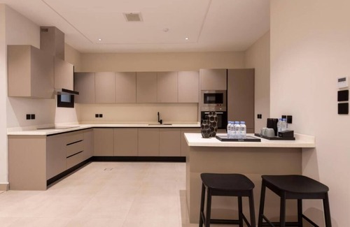 Al Wurud Apartment | Riyadh homes by RAFA Two-Bedroom Apartment with View