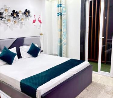 Shimla Apartment | Rizell Alexis