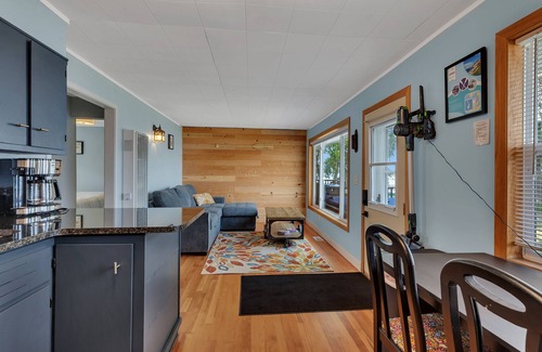 Osakis Villa | Rizzy's on the Lake