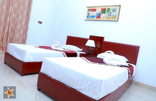 Kilinochchi Hotel | RJ Mahaal Hotel