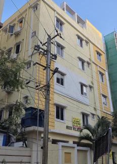 Serilingampally Hotel | RK LION ROYAL GRAND PG coliving