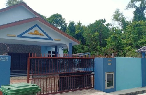 Port Dickson Villa | RKS Homestay with pool