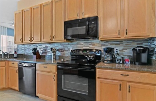 Ridgewood Lakes Villa | RL236 – Spacious 4BR Villa with Private Pool in Ridgewood Lakes (Golf Resort)