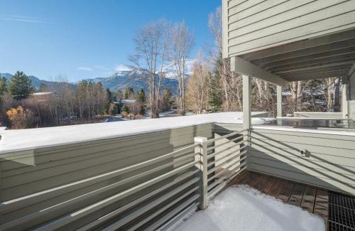Moose Wilson Road Apartment | RMR: Wheatgrass 2212 Condo in The AspensWilsonWY
