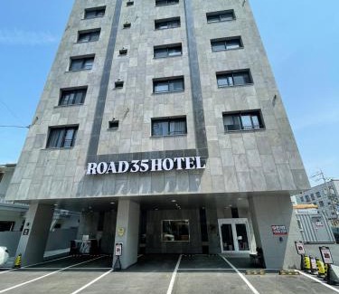 Anseong Hotel | Road35 Hotel