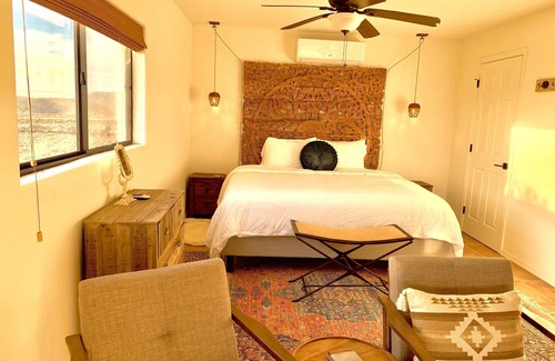 Nogales House | RoadRunner Guest house at Birdsong Retreat