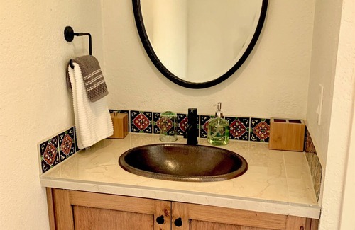 Nogales House | RoadRunner Guest house at Birdsong Retreat
