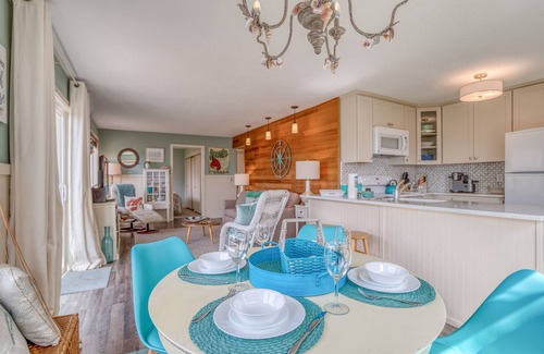 Roads End House | Roads End Single-Level with Two King Bedrooms is Updated for Ease and Comfort!