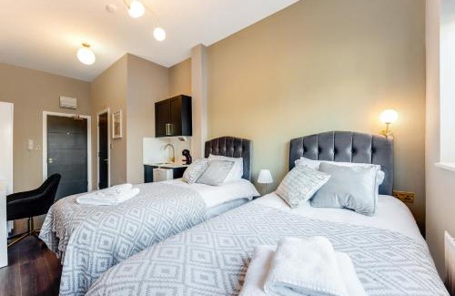 Seven Sisters Apartment | Roam & Recharge Your Perfect and Stylish City Studio
