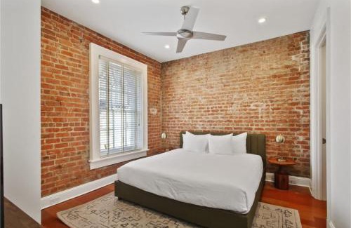 Central Business District Apartment | Roami at Factors Row