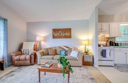 Roanoke House | Roanoke Mountain Home: 4 Mi to Blue Ridge Parkway!