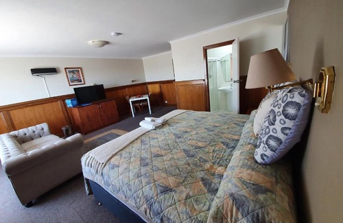 Waterhouse Hotel | Robe Haven Motel