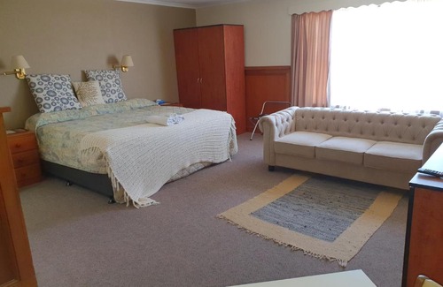 Waterhouse Hotel | Robe Haven Motel