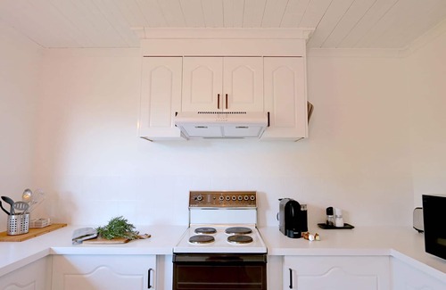 Waterhouse House | Robe Two Five . 1 Minute from Long Beach.